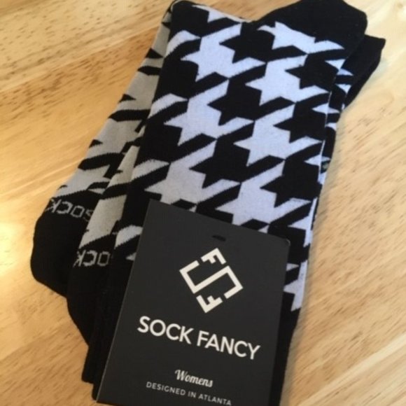 Set of 3 Ladie's Socks - Picture 3 of 3